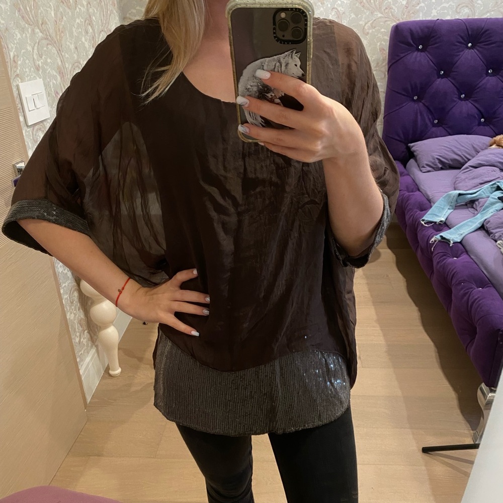 Allegra (Unique) - Round Neck Silk Blouse With Tinsel